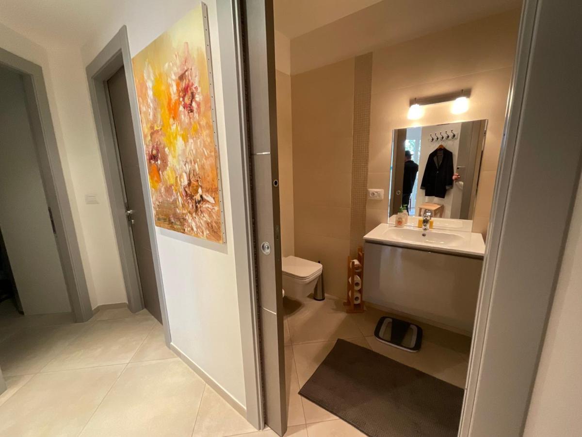 La Promenade A Menton Apartment Exterior photo
