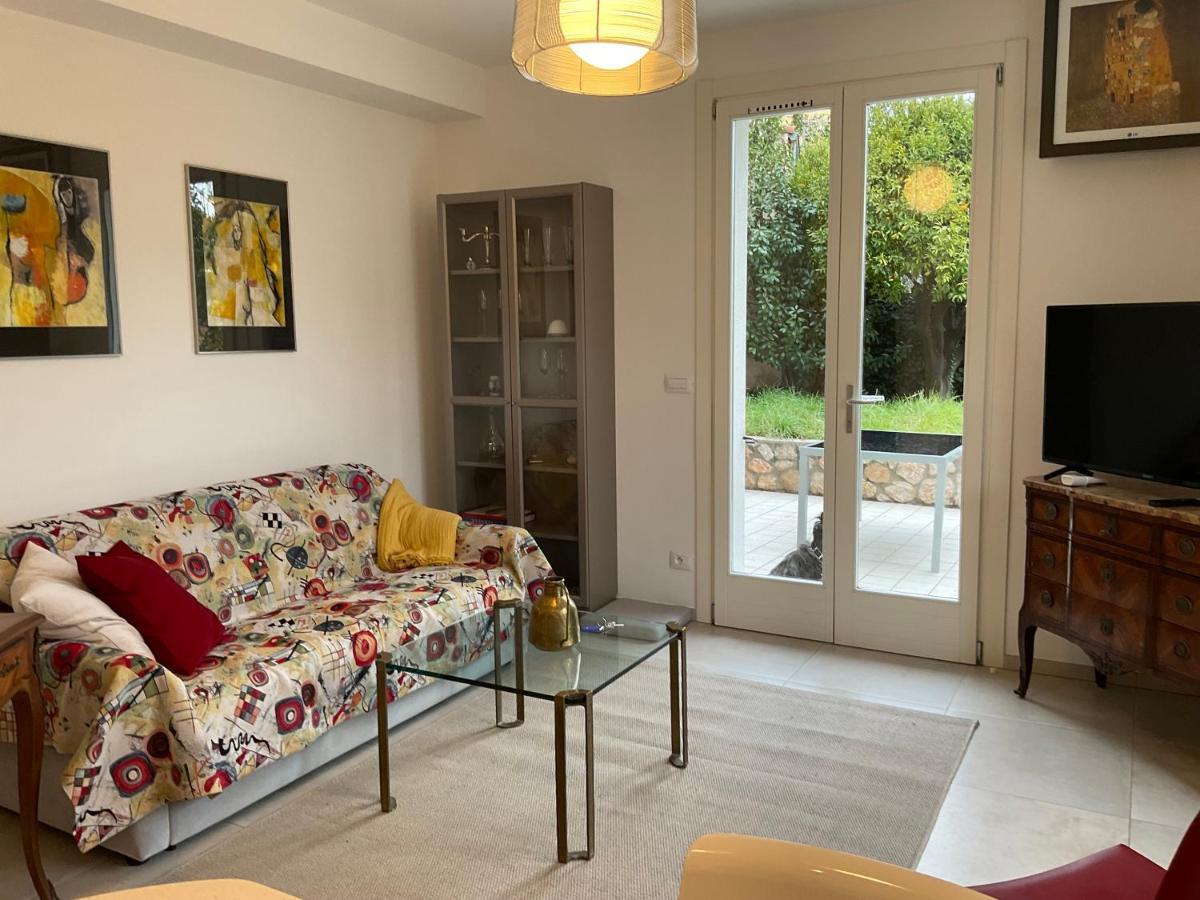 La Promenade A Menton Apartment Exterior photo